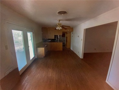 Welcome Home! This two bedroom two bath home in Westerfeld - photo 6
