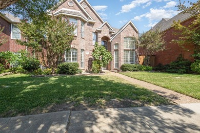 Incredible 5 bedroom, 3.5 bath in Lakes of Coppell. Sparkling - photo 9