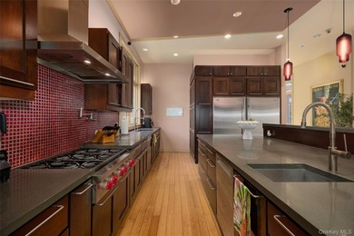 KoiHaus, a mid-century modern home on 3.16 acres, tucked away on - photo 15