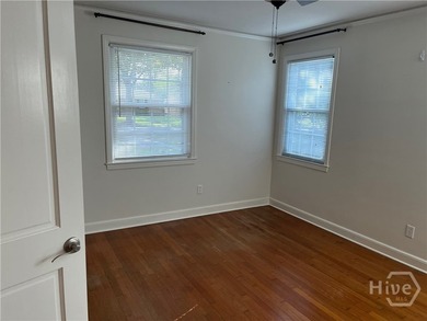 Charming bungalow located in the Ardsley Park area. Split - photo 31