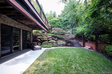KoiHaus, a mid-century modern home on 3.16 acres, tucked away on - photo 38