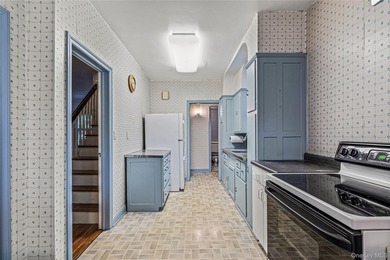Welcome to this rare Bayside Hills opportunity! Situated on a - photo 8