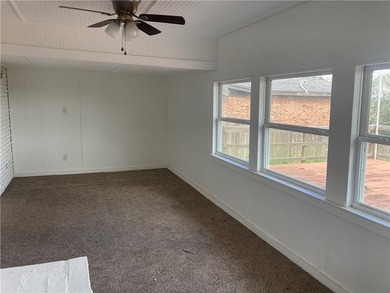 Riverfront, two-story home in Calallen ISD. Three-bedroom 2.5 - photo 7