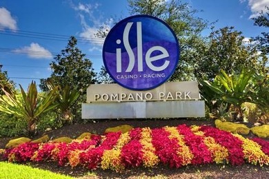 Beautifully well maintained condo by the owners. Great location - photo 47