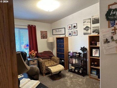 Great home located near the Chetco River and Sporthaven beach - photo 10