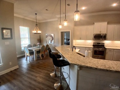 Immaculate 3-bed plus large office, 2 full baths & one partial - photo 4