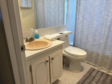 Welcome to this two-bedroom, one-and-a-half-bath waterfront - photo 16