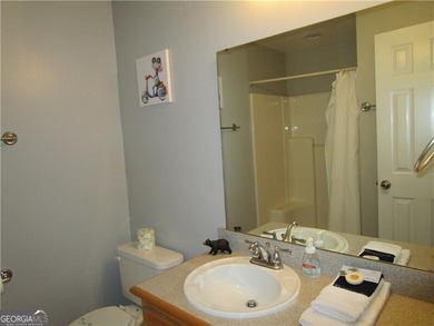 Rare opportunity to buy in the Alpines of Helen! Beautifully - photo 17