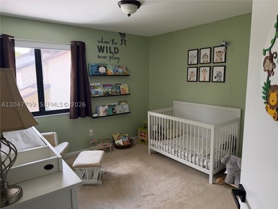 Beautifully maintained townhome in Valencia Townhomes featuring - photo 22