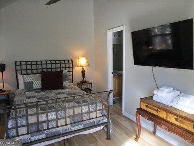 Rare opportunity to buy in the Alpines of Helen! Beautifully - photo 23