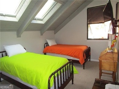 Rare opportunity to buy in the Alpines of Helen! Beautifully - photo 29
