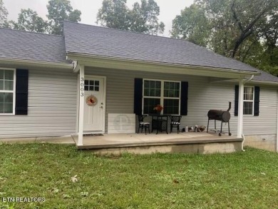 Lake Home For Sale in Crossville, Tennessee