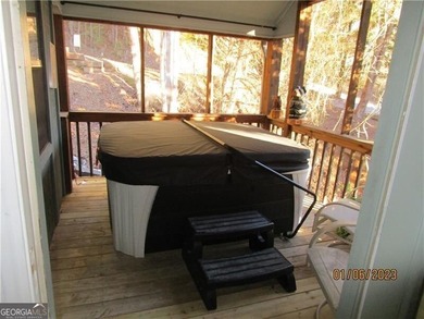 Rare opportunity to buy in the Alpines of Helen! Beautifully - photo 32