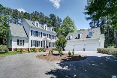 2026 Renovated Classic Light-Filled Home - Available Immediately - photo 2