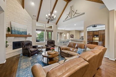 Nestled on a quiet cul-de-sac in the highly sought-after golf - photo 1