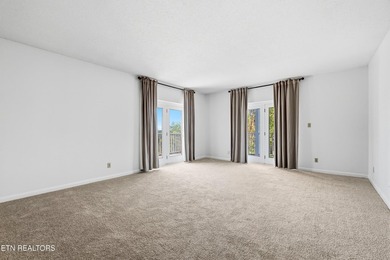 Welcome to the Westcliff Condominiums, one of Knoxville's - photo 11