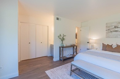 One of the largest updated Arroyo Carmel residences currently - photo 27