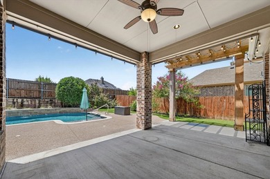 Beautifully maintained single-story home in the sought-after - photo 33