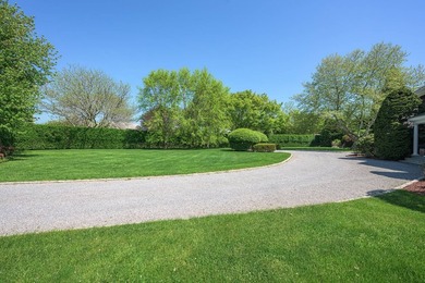 Enviably positioned within an exclusive Water Mill South enclave - photo 4