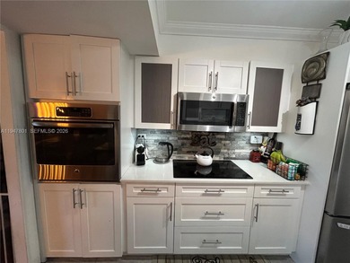 Attention!!GREAT OPPORTUNITY TO OWN IN THIS QUIET CONDO AND