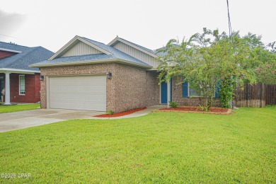 Deer Point Lake Home For Sale in Lynn Haven Florida