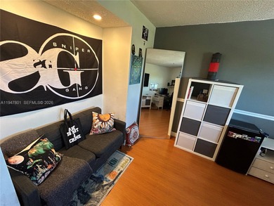 Attention!!GREAT OPPORTUNITY TO OWN IN THIS QUIET CONDO AND