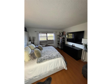 Attention!!GREAT OPPORTUNITY TO OWN IN THIS QUIET CONDO AND