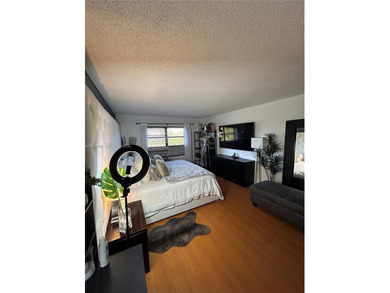 Attention!!GREAT OPPORTUNITY TO OWN IN THIS QUIET CONDO AND