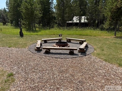Welcome to one of Island Park's rarest riverfront opportunities - photo 26