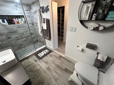 Attention!!GREAT OPPORTUNITY TO OWN IN THIS QUIET CONDO AND