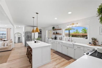 Beautifully renovated and move-in ready! Situated on a spacious - photo 10
