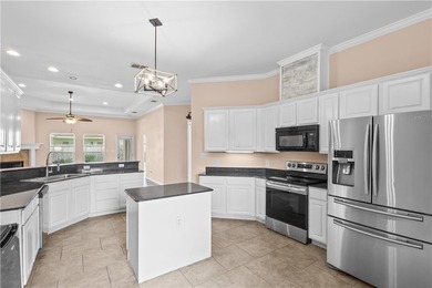 Time to Soak Up The Sun!!! Beautiful HOME on the Southside! Wait - photo 4