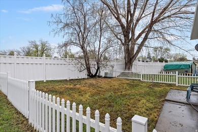 HONEY STOP THE CAR!!! THIS IS THE ONE! This property is the best - photo 14