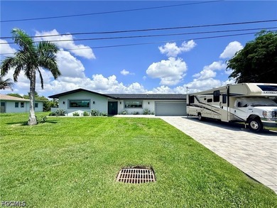 Waterfront Gulf-Access Pool Home - Fully Renovated Experience - photo 15