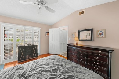Move-in ready 2BR/2BA villa featuring a rare oversized 1.5-car - photo 16