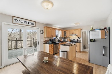 Welcome home to this beautiful 4-bedroom, 3 full bath retreat - photo 17