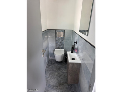 Waterfront Gulf-Access Pool Home - Fully Renovated Experience - photo 20