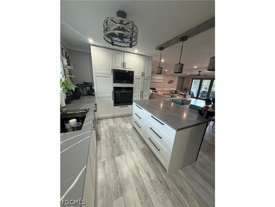 Waterfront Gulf-Access Pool Home - Fully Renovated Experience - photo 26