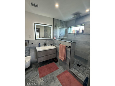 Waterfront Gulf-Access Pool Home - Fully Renovated Experience - photo 31