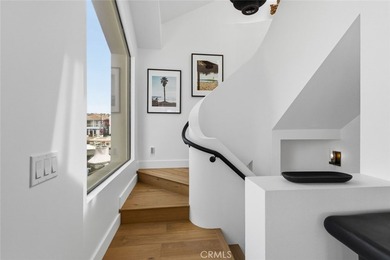 Completely remodeled luxury bayfront duplex in Newport Beach - photo 53