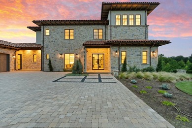 Tucked away on a premier corner lot inside Escondido Golf & Lake - photo 2