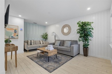 Welcome to *Captains Quarters* this luxury duplex is recently - photo 5