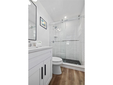 Welcome to *Captains Quarters* this luxury duplex is recently - photo 10