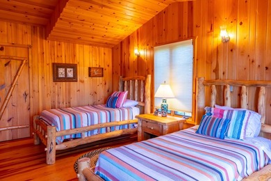 Enchanting 2.6-acre pristine Rainy Lake Island paradise on the U - photo 43