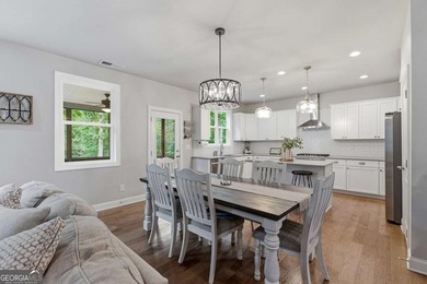 Some homes just have a good feeling... and this is one of them! - photo 10