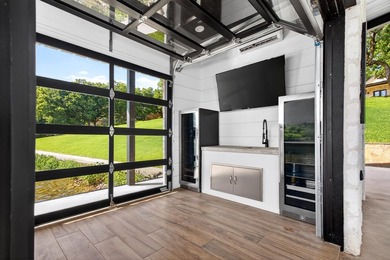 Experience luxury Lake LBJ waterfront living on the Colorado Arm - photo 6