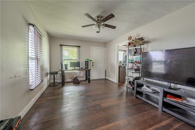 Looking for an affordable home with updates already completed? - photo 4