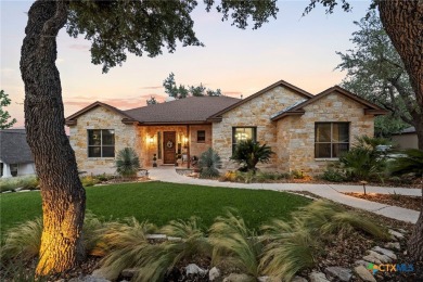 Lake Home For Sale in Canyon Lake, Texas