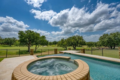Tuscan home on 2 lots, 3 new a/c's, new roof 2021, new wood - photo 4