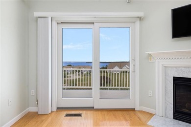 We invite you to explore this expansive end-unit - photo 12